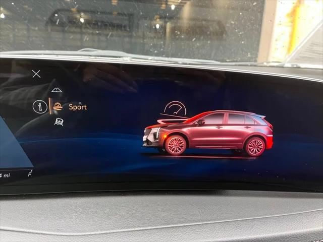 2024 Cadillac XT4 AWD Premium Luxury