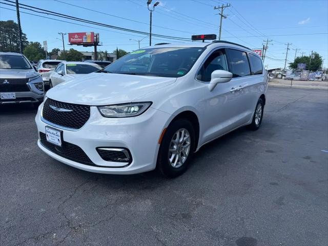 2022 Chrysler Pacifica Touring L