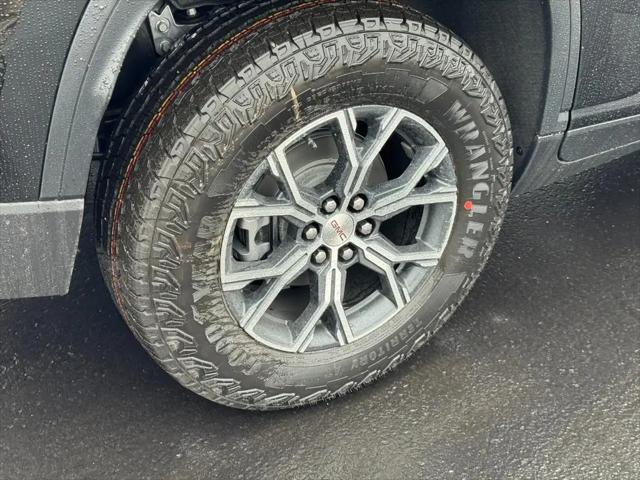2026 GMC Acadia AT4 AWD