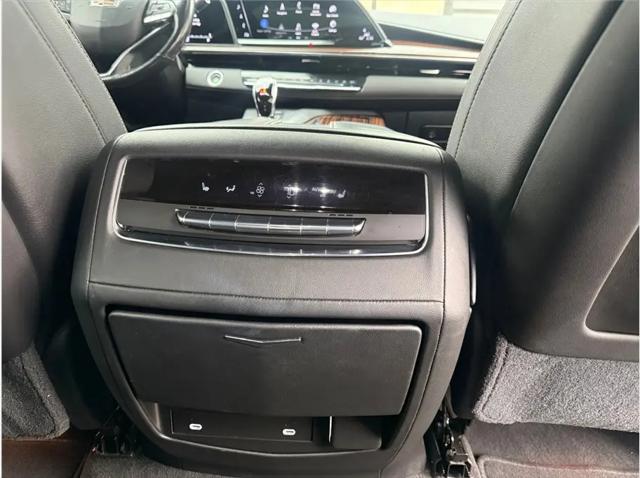 2021 Cadillac Escalade 4WD Luxury