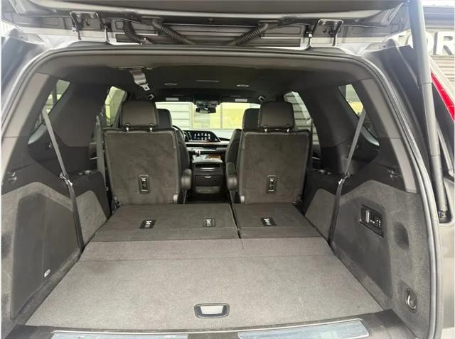 2021 Cadillac Escalade 4WD Luxury