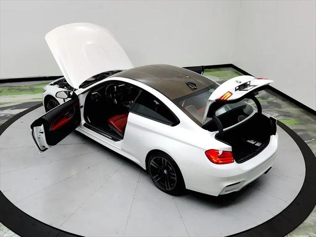 2015 BMW M4 Standard