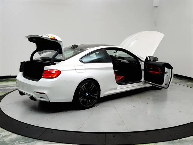 2015 BMW M4 Standard