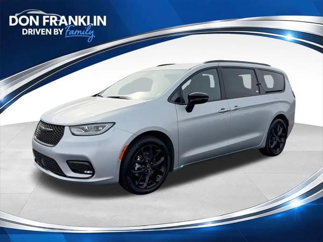 2026 Chrysler Pacifica Select for sale in Campbellsville, KY