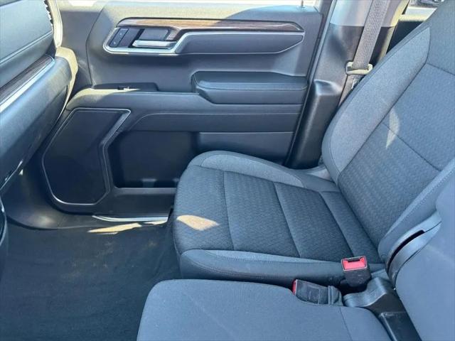 2025 Chevrolet Silverado 1500 4WD Crew Cab Standard Bed LT