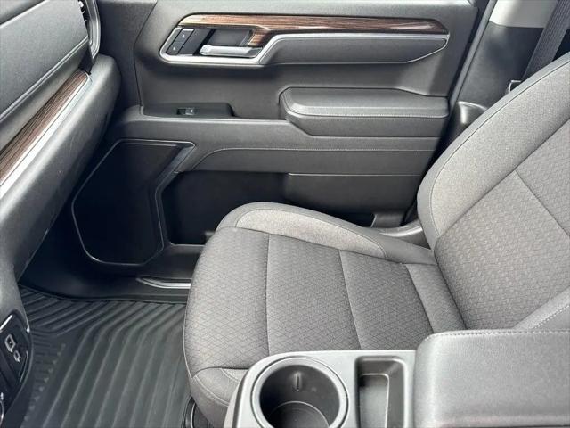 2025 Chevrolet Silverado 1500 4WD Crew Cab Standard Bed LT