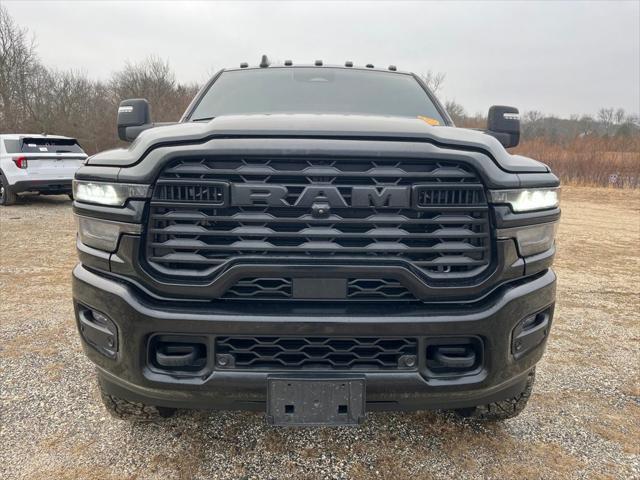 2025 RAM 3500 Big Horn Crew Cab 4x4 8 Box
