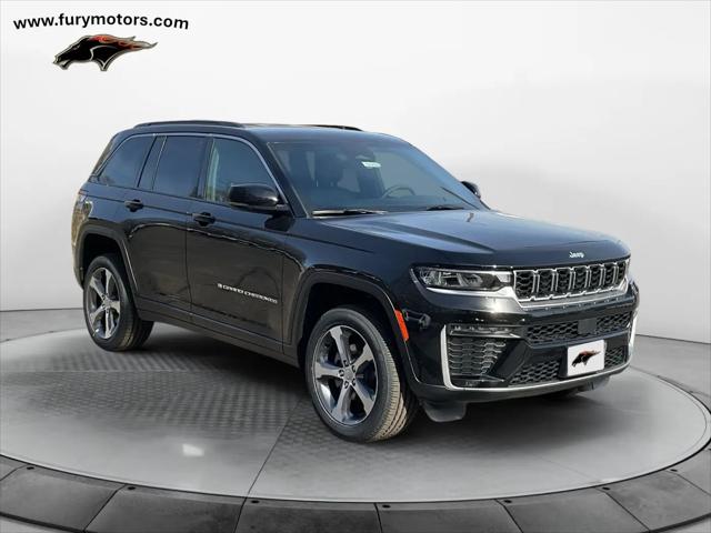 2026 Jeep Grand Cherokee Limited 4x4 for sale in South St. Paul, MN