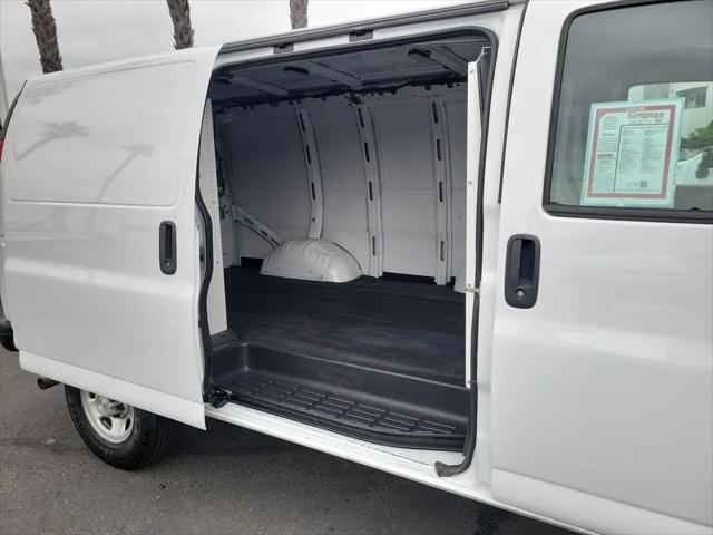 2021 Chevrolet Express Cargo Van RWD 2500 Regular Wheelbase WT