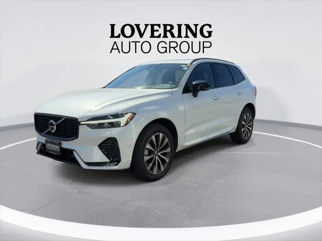 2023 Volvo XC60 B5 Plus Dark Theme