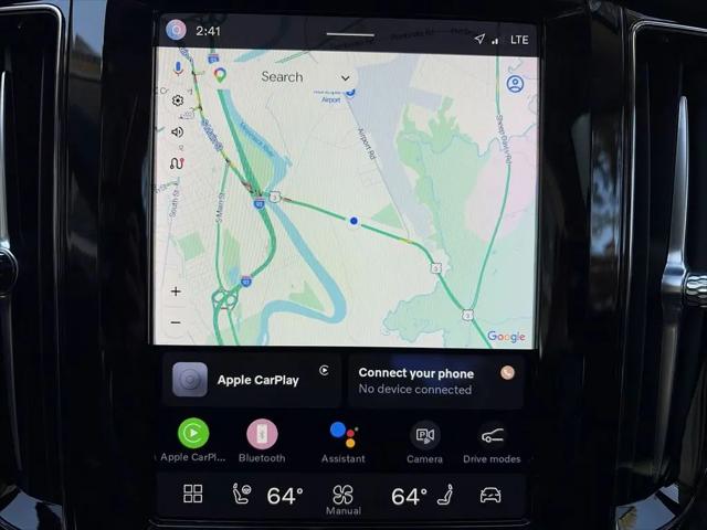 2023 Volvo XC60 B5 Plus Dark Theme