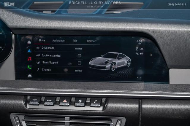 2022 Porsche 911 Carrera