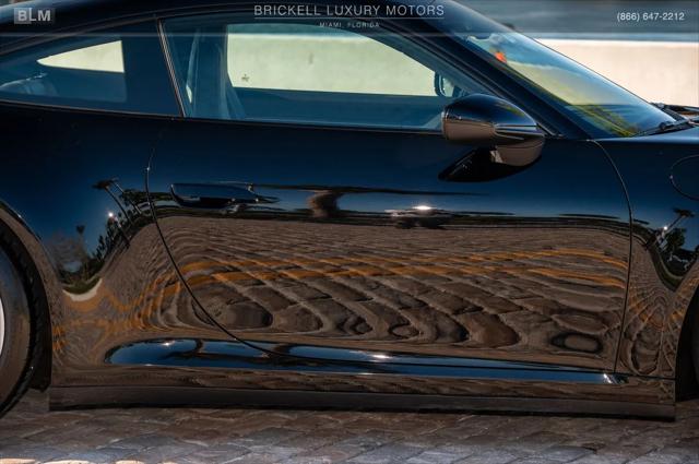 2022 Porsche 911 Carrera