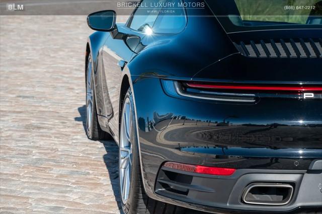 2022 Porsche 911 Carrera