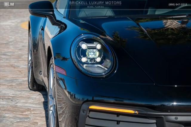 2022 Porsche 911 Carrera