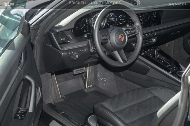 2022 Porsche 911 Carrera