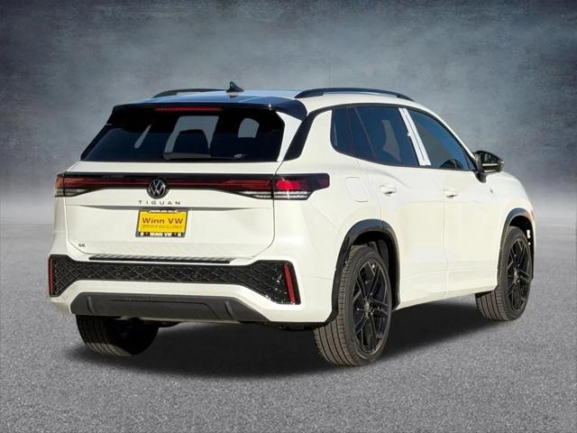 2026 Volkswagen Tiguan SE R-Line Black