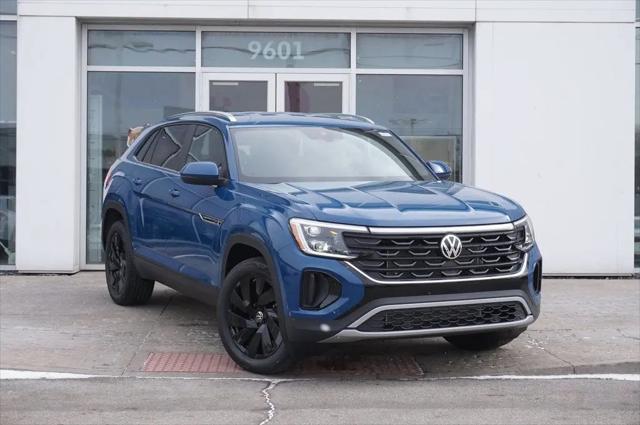 2026 Volkswagen Atlas Cross Sport SE with Technology