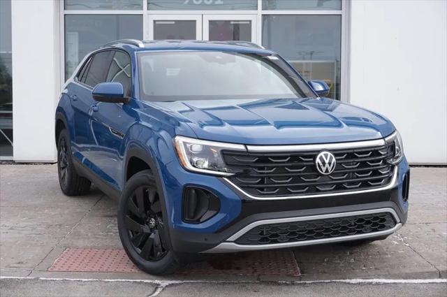 2026 Volkswagen Atlas Cross Sport SE with Technology