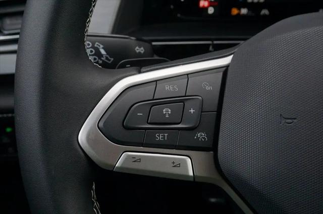 2026 Volkswagen Atlas Cross Sport SE with Technology