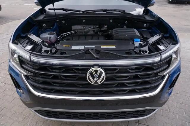 2026 Volkswagen Atlas Cross Sport SE with Technology