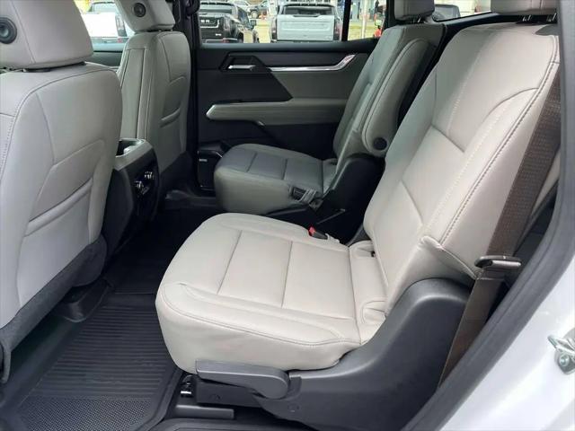 2026 GMC Acadia Elevation AWD