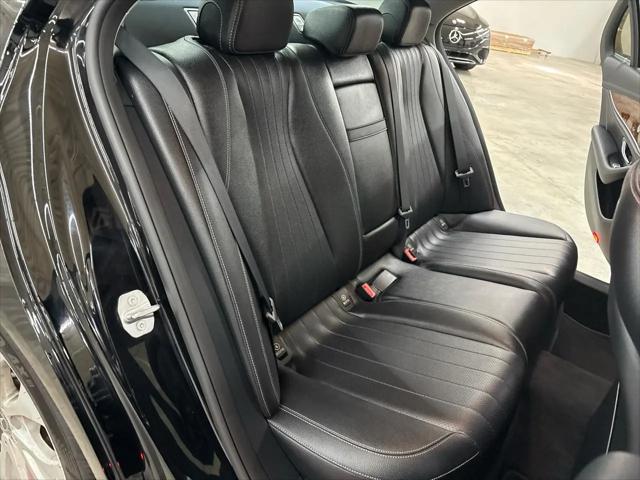 2018 Mercedes-Benz E-CLASS E 300 E 300