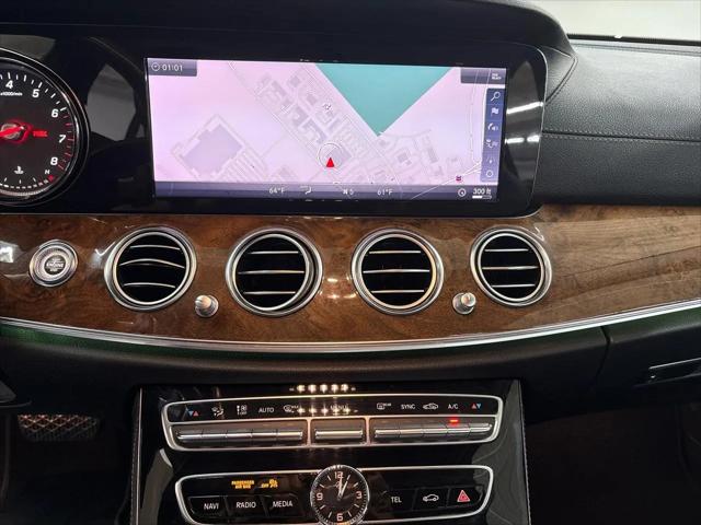 2018 Mercedes-Benz E-CLASS E 300 E 300