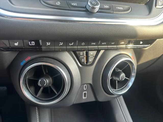 2025 Chevrolet Blazer AWD 2LT