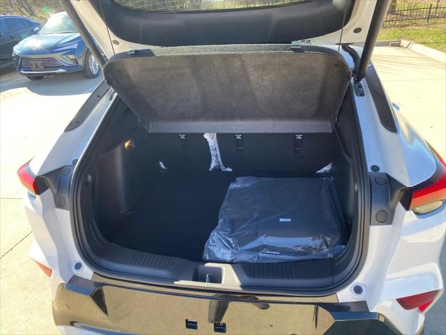 2026 Buick NV Sport Touring FWD