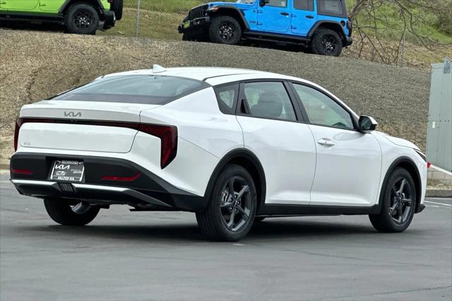 2026 Kia K4 LXS
