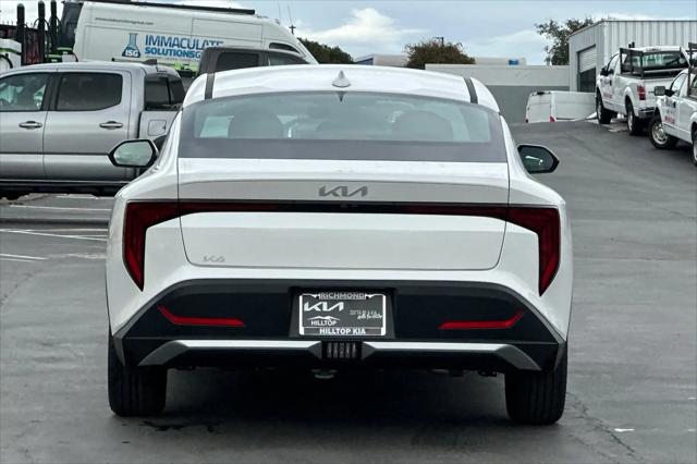 2026 Kia K4 LXS