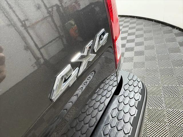 2019 Ram 1500 Classic Express Crew Cab 4x4 5'7" Box