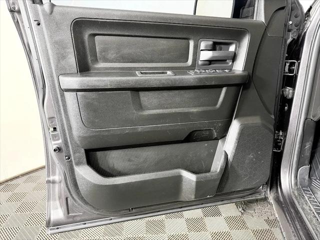 2019 Ram 1500 Classic Express Crew Cab 4x4 5'7" Box