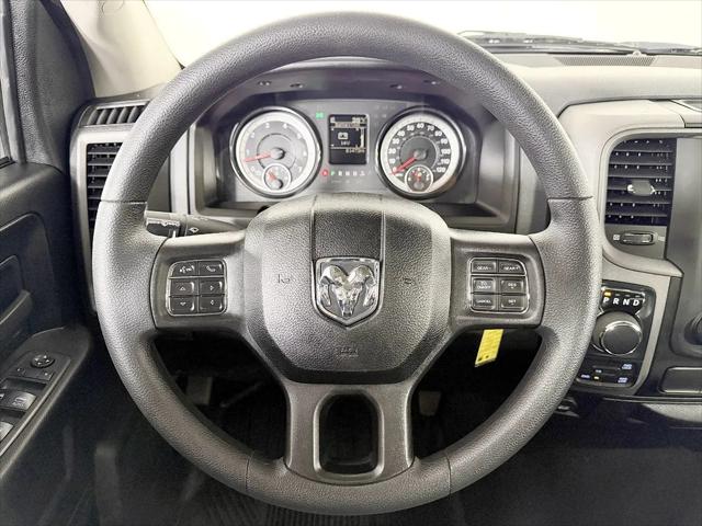 2019 Ram 1500 Classic Express Crew Cab 4x4 5'7" Box