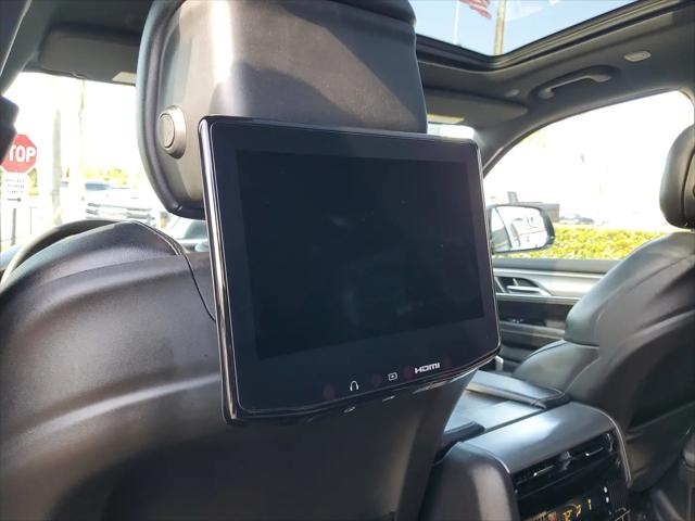 2023 Jeep Wagoneer Series II Carbide 4x4