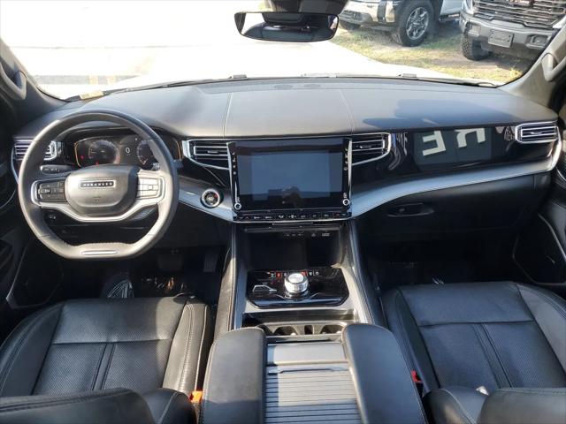 2023 Jeep Wagoneer Series II Carbide 4x4