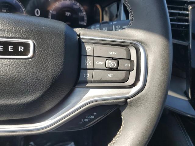 2023 Jeep Wagoneer Series II Carbide 4x4