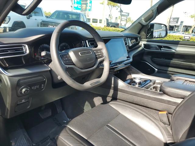 2023 Jeep Wagoneer Series II Carbide 4x4