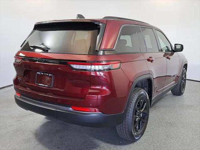 2026 Jeep Grand Cherokee Altitude 4x4