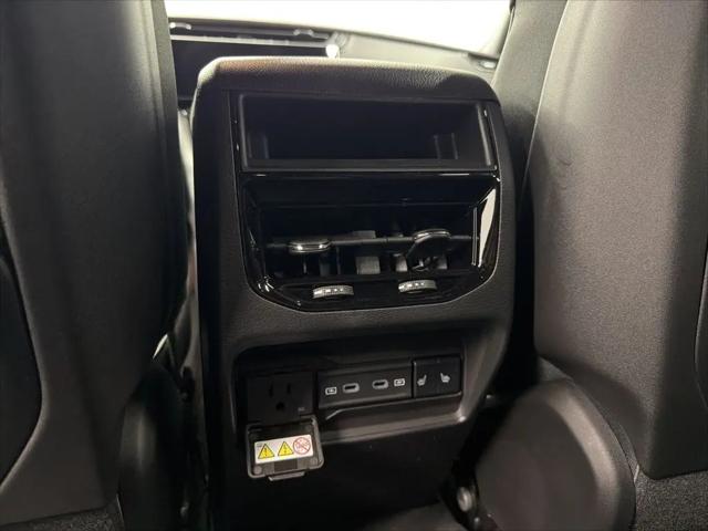 2026 Jeep Grand Cherokee Limited 4x2
