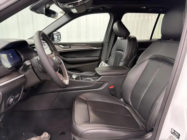 2026 Jeep Grand Cherokee Limited 4x2