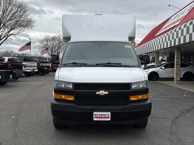 2019 Chevrolet Express Cutaway 4500 3500