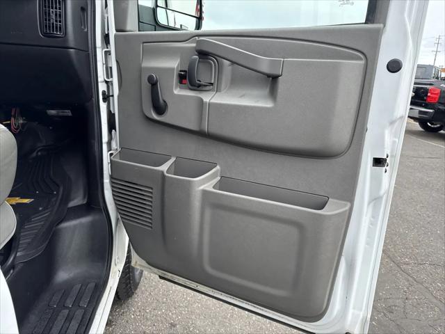 2019 Chevrolet Express Cutaway 4500 3500