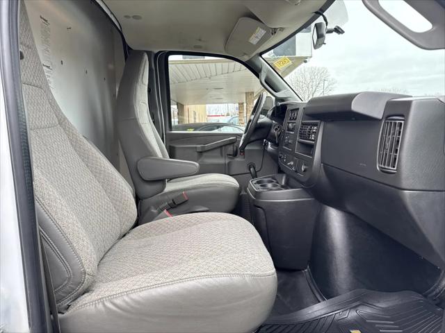 2019 Chevrolet Express Cutaway 4500 3500