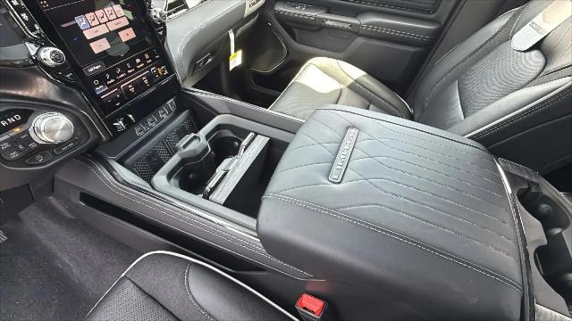 2026 Ram 1500 Limited Crew Cab 4x4 5'7" Box