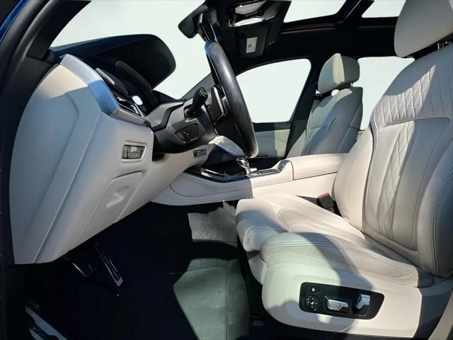 2021 BMW X5 M50i