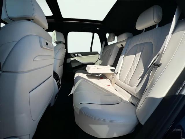 2021 BMW X5 M50i