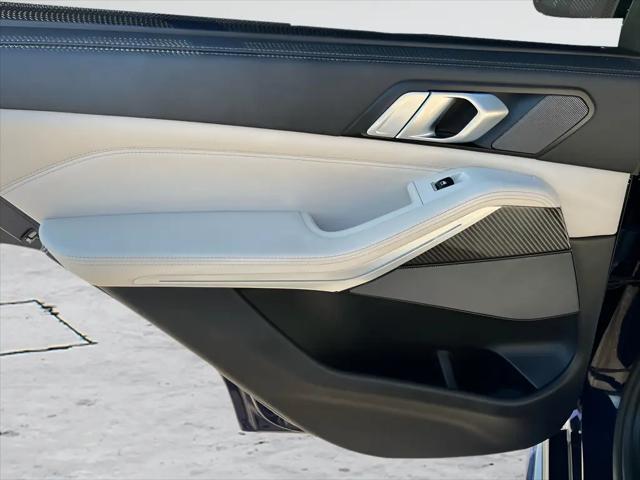 2021 BMW X5 M50i