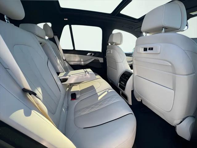 2021 BMW X5 M50i